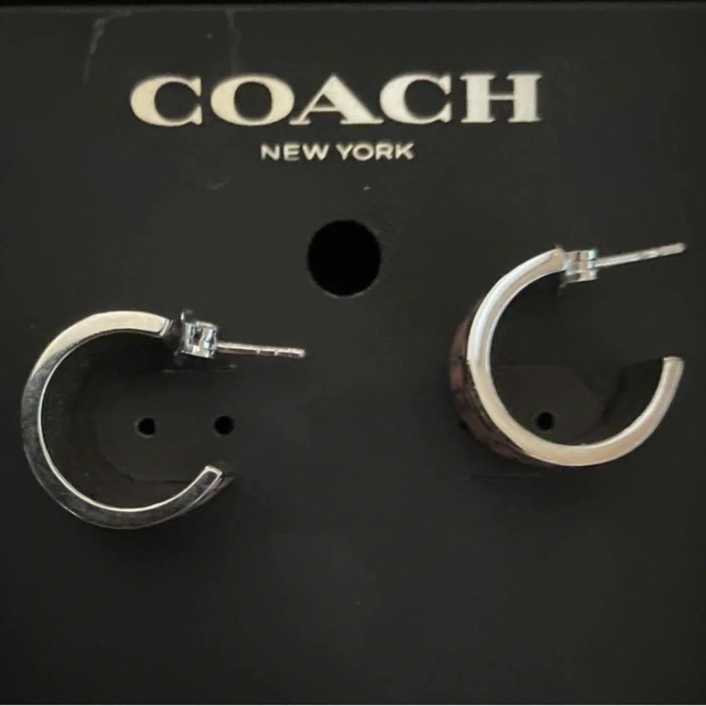 NWT COACH SIGNATURE C HUGGIE EARRINGS: PINK/SILVER C7770 in Polybag MSRP $110 - Picture 6 of 8